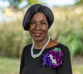 Carolyn Bond